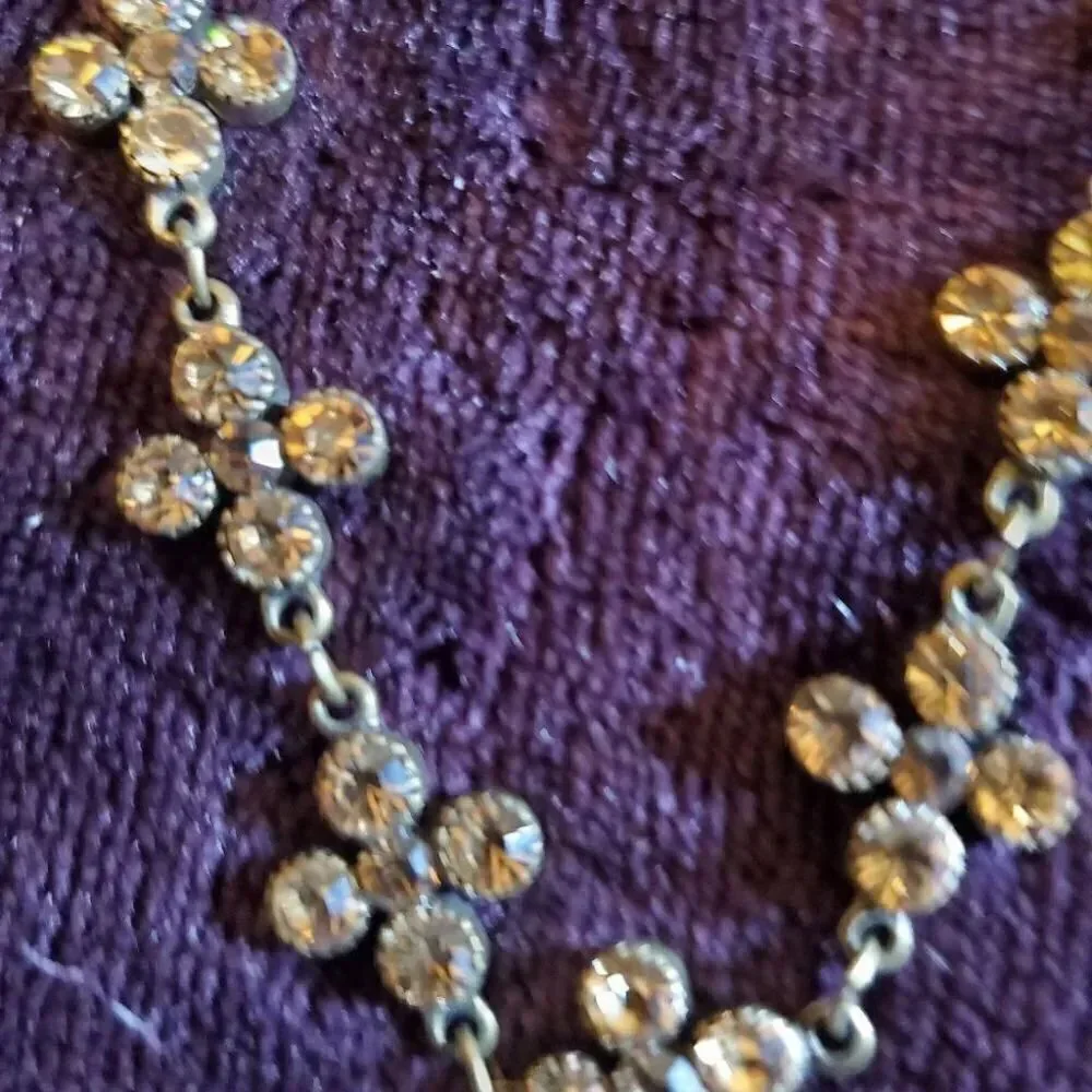 0212. Cookie Lee? Matching Earrings and Necklace Set ~ Perfect for Friends!